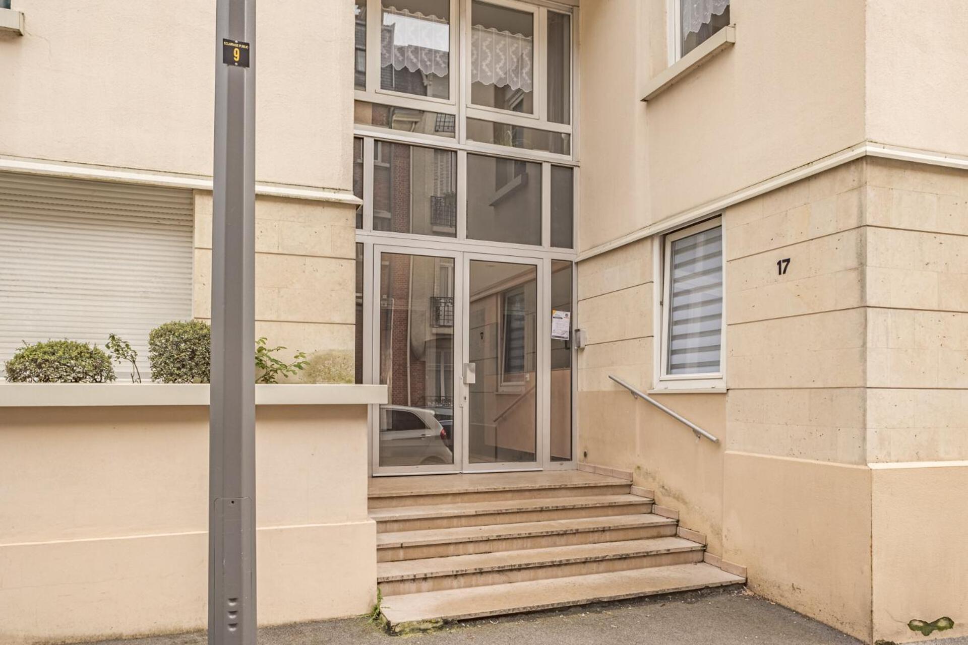 Julia Home, Madamedemconciergerie Reims Exteriör bild
